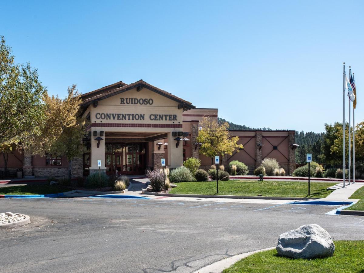 Apache Village 2, King Studio, Midtown, Sleeps 2 Ruidoso Exterior foto